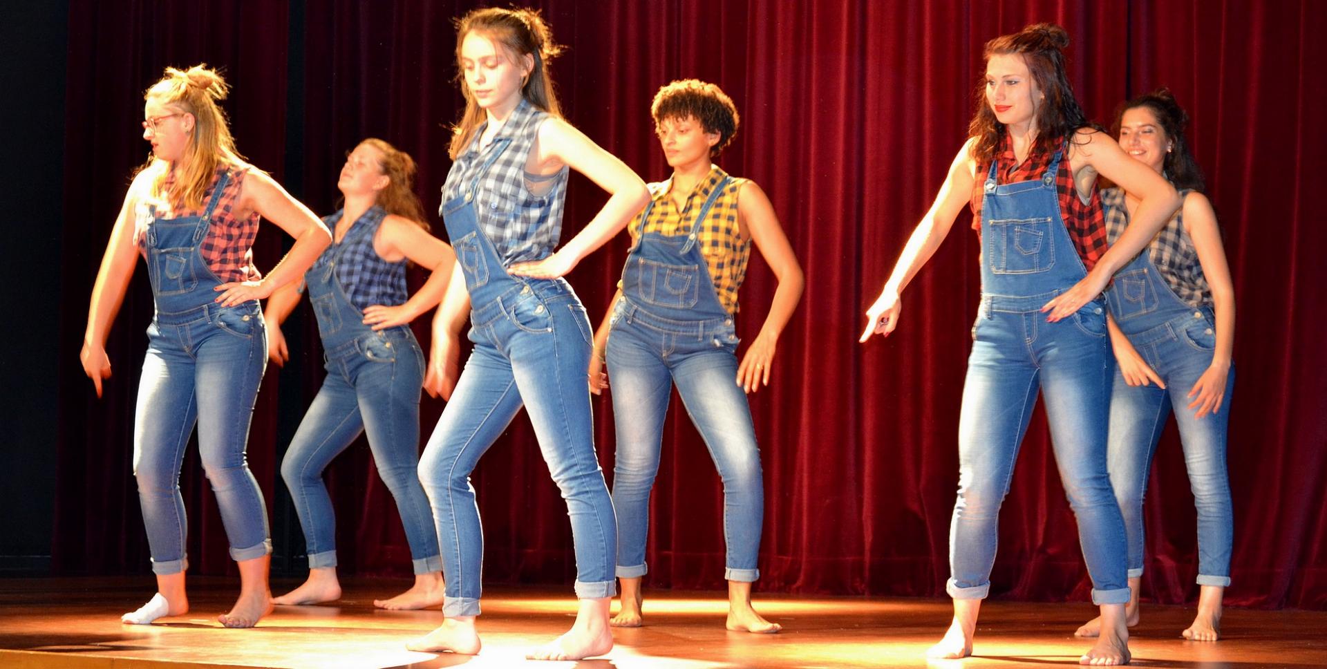 Danse modern jazz gala 3